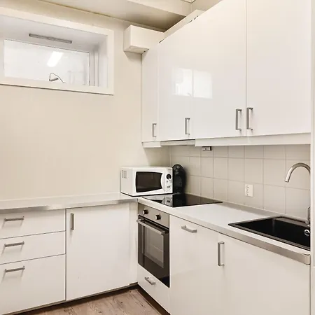 Floyen - Private With The Location In *