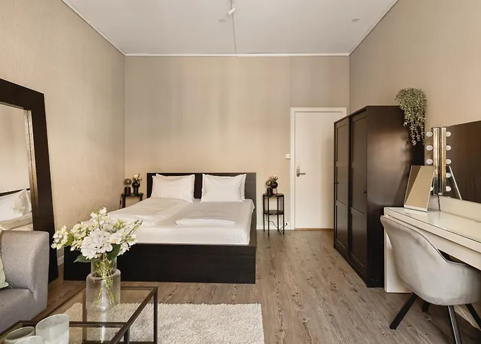 Floyen - Private With The Location In Accommodatie bij particulieren *