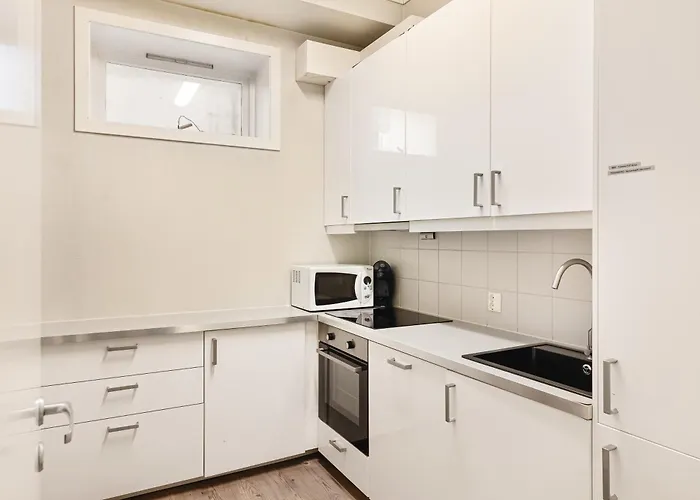 Floyen - Private With The Location In *